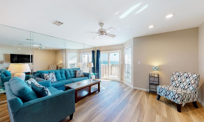 East End House | Ocean Mile I-3
