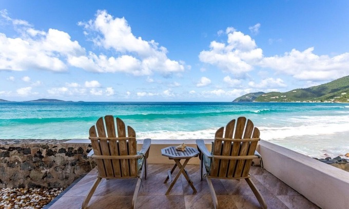 West End Condo | Ocean Mist - AppleSurf! Beachfront one bedroom in Apple Bay
