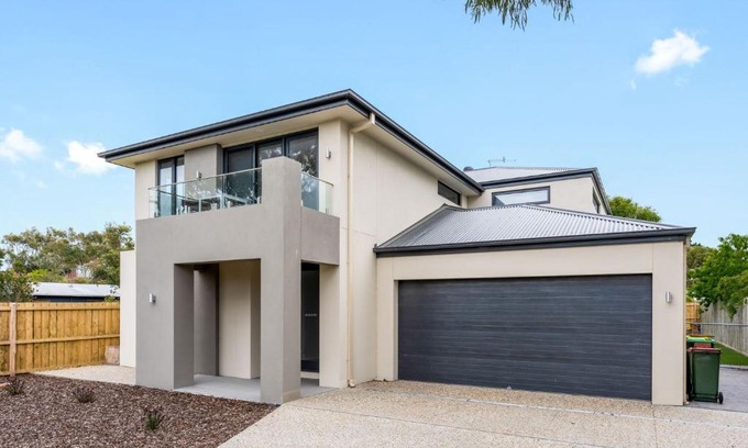 Inverloch House | Ocean Oasis on Kenneth