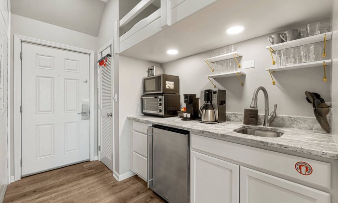Rosemary Beach Condo | "Ocean Overlook 30A" #401 Studio Sleeps 3