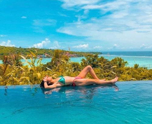 Mushroom Bay Resort | Ocean Paradise Cottage