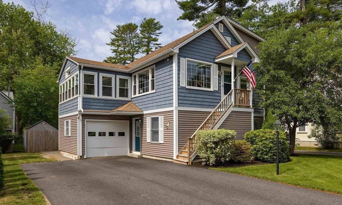 Ocean Park House | Ocean Park Unmatched Beauty, 6Bd 3Ba Remodel, A/C, Sleeps 12, 7min walk to beach