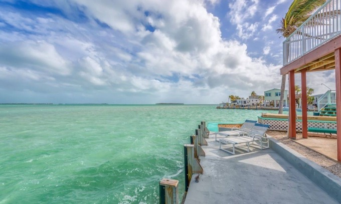 Cudjoe Key House | Ocean Perch, Dock, Open Water Views, 80' Heated Pool, Tennis, 20 Min to Key West