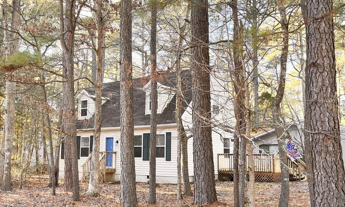 Ocean Pines House | Ocean Pines, MD Getaway - 10 minutes from beach!