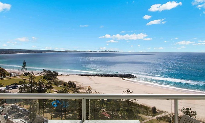 Coolangatta Apartment | Ocean Plaza 1467 - Coolangatta Beachfront - Min. 3 Night Stays!