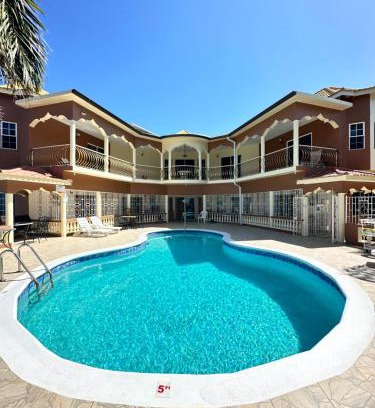 IronShore Estates House | Ocean Sight Villa