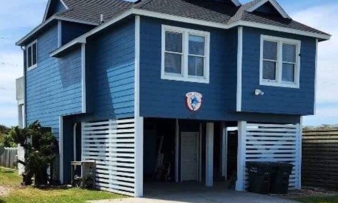 Nags Head House | Ocean, sound, and park views!