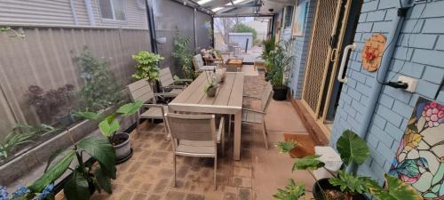 Sinclair House | Ocean Street Delight