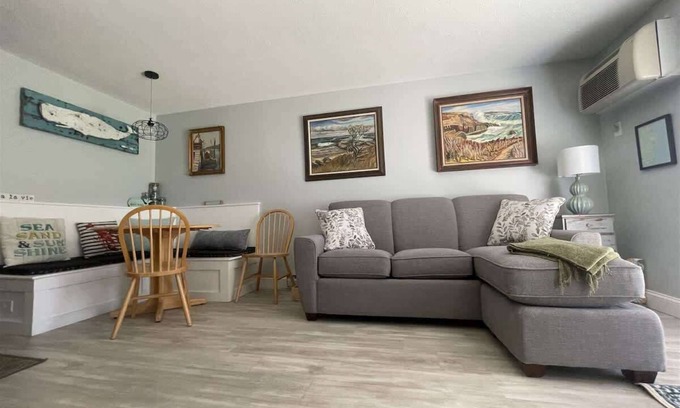 Ogunquit Condo | Ocean Towers Condo #111 with access to a Pool!