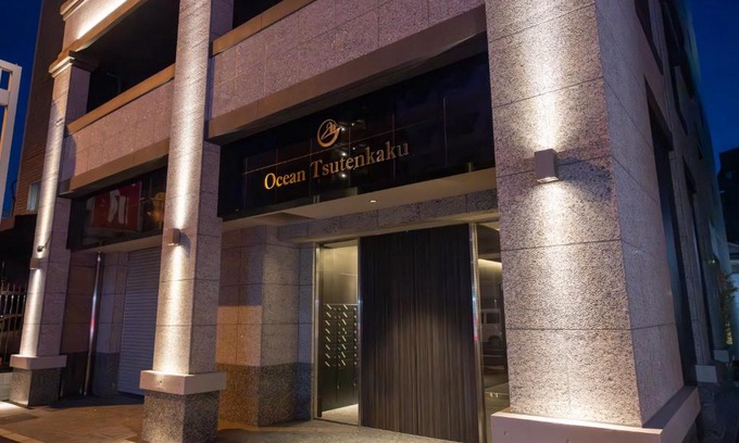 Shinsekai Apartment | Ocean Tsutenkaku
