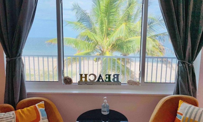 Lauderdale-by-the-Sea Apartment | Ocean View Paradise Beach Front