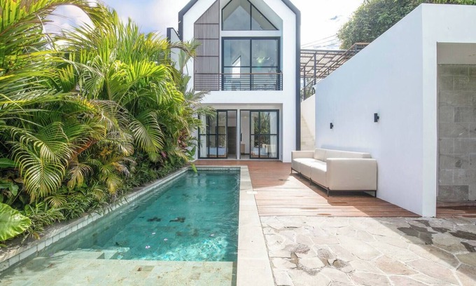 Kutuh House | Ocean view 2Br villa Nusa Dua