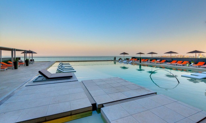 Bocagrande Apartment | Ocean View Luxury Apartment 25 Fl 6/8 people, 3BR-3BA.