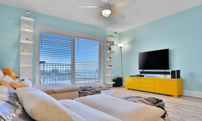 South Patrick Shores Condo | Ocean-view condo with balcony, pool, central AC & WiFi - snowbirds welcome