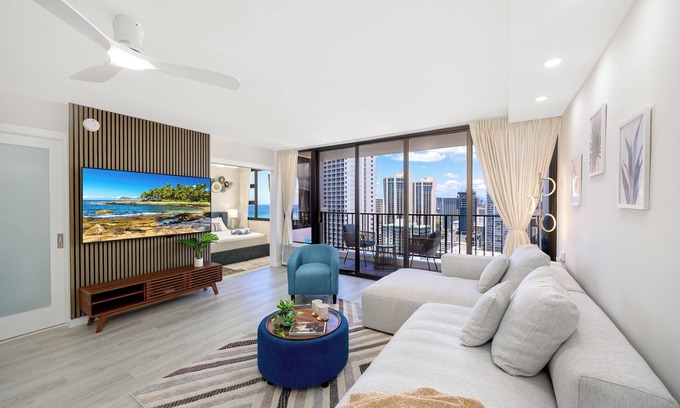 Waikiki Condo | Ocean View Escape, Walk to Waikiki Beach + Parking