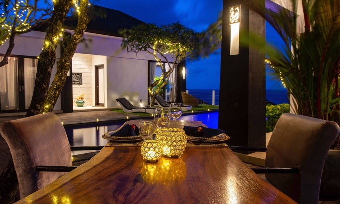 Kampial Villa | Ocean View Four Bedroom Villa