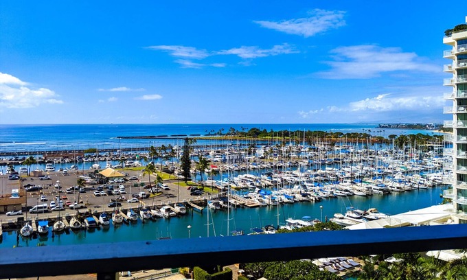 Waikiki Apartment | Ocean view from the sought-after, iconic Ilikai