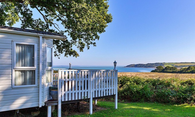 Cowes Cabin | Ocean View
