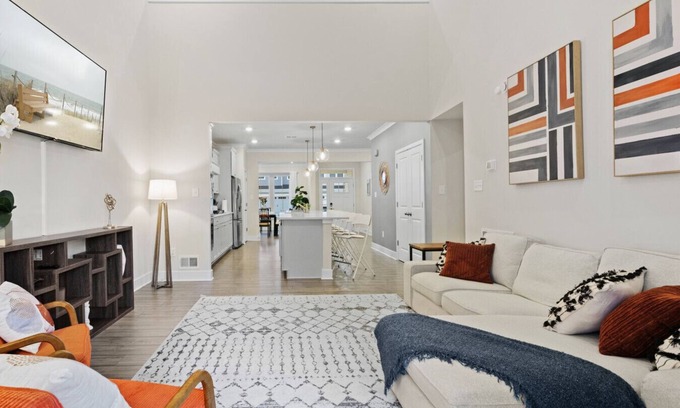 Frankford House | Ocean View Getaway - Pool & Grill