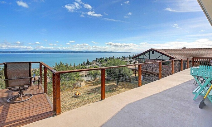 Camano Island House | Ocean View Retreat | Private Beach Access