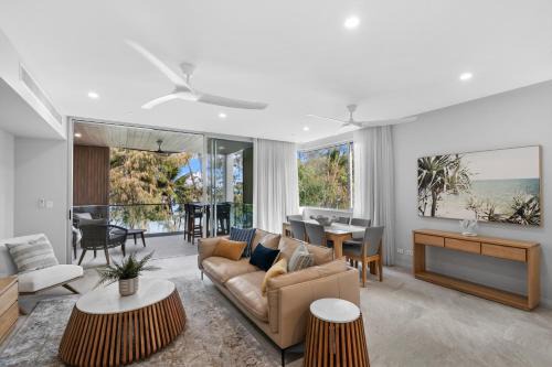 Palm Cove Apartment | Ocean View Shara