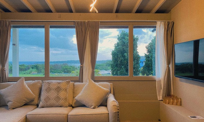Sakimotobu Villa | Ocean View Villa with Free Snorkel gear & Diving Discount