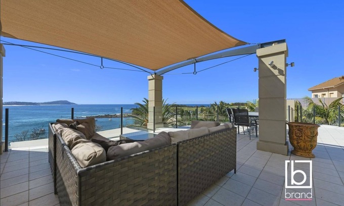 Terrigal Apartment | Ocean views Apartment within Resort - Star of the Sea - Heated Pool