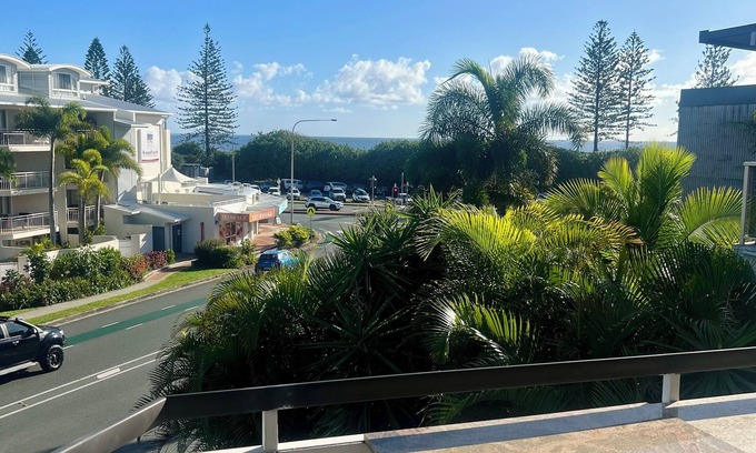 Alexandra Headland Apartment | Ocean Views at Alexandra Headlands