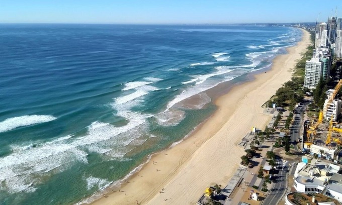 Surfers Paradise Apartment | Ocean Views & Central Location