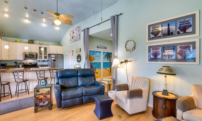 Port Bolivar House | Ocean Views & Walk to Shore: Crystal Beach Home!