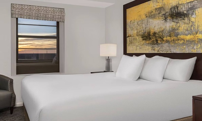 Daytona Beach Condo | Ocean Walk Resort 1-Bedroom Condos