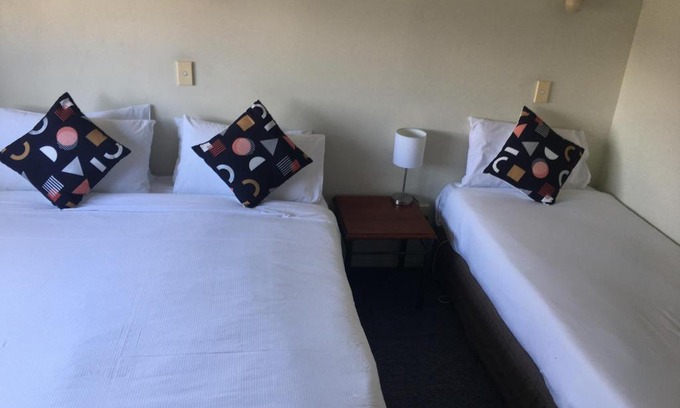 Mount Maunganui Hotel | Ocean Waves Beachfront Motel