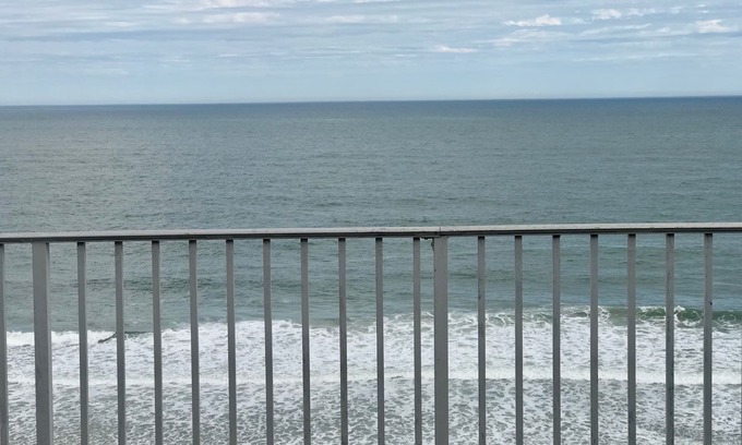 Midtown Ocean City Condo | Oceana II PH-5 83rd Street Oceanfront