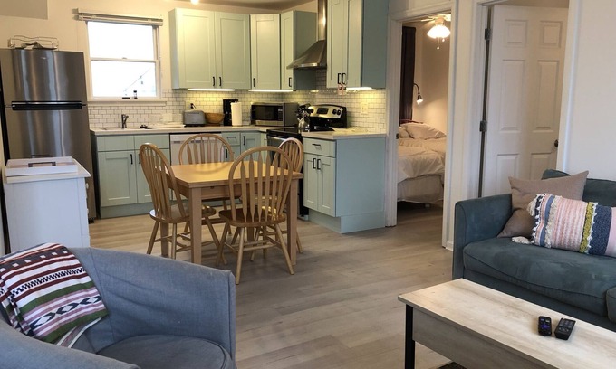 Bethany Beach Apartment | Oceanblock & Downtown Bethany - 2 bed/1 bathroom with Private Sun Porch