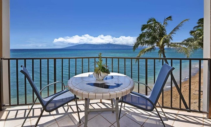 Kahana Condo | Oceanfront 180º views! Steps away from Kahana beach and many activities
