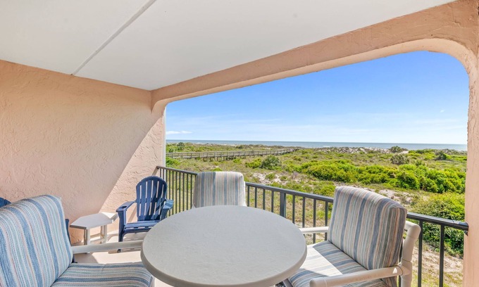 Butler Beach Condo | OCEANFRONT 2 bed/2.5 bath Townhouse! Pool & Tennis