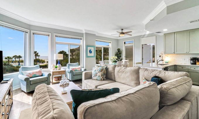 North Forest Beach Villa | Oceanfront 3 bedroom with community pool & spa, only steps from beach