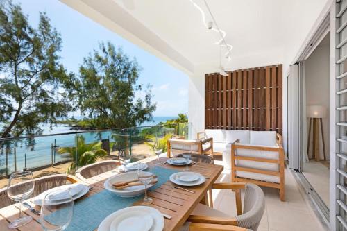 Grand Gaube Apartment | Oceanfront 3BR and 3BA Apartment with beach access