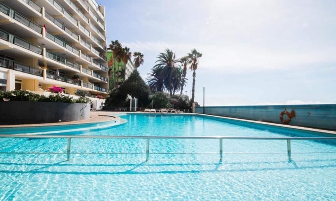 Sao Martinho Apartment | Oceanfront Apartment Atlantic Gardens Beach