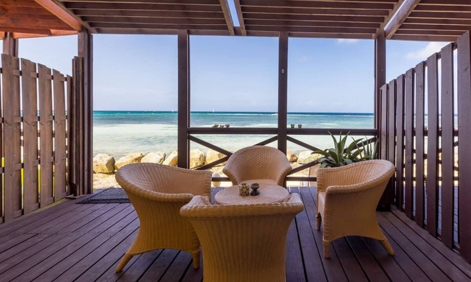Savaneta Condo | Oceanfront Beach Chalet w Spectacular View