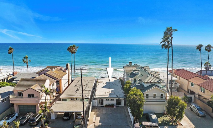 Capistrano Beach House | Oceanfront Beach Cottage on the Sand!