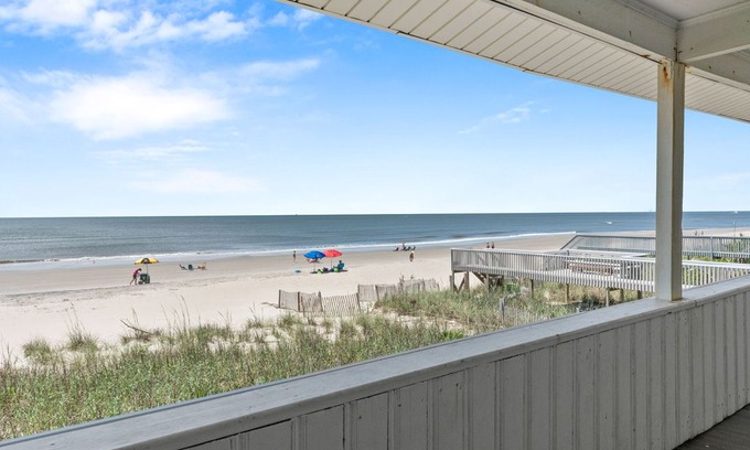 Oak Island House | Oceanfront beach cottage in West Beach.
