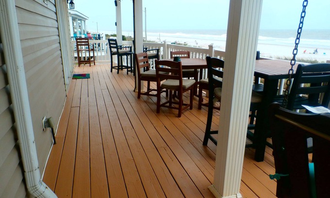 Surfside Beach House | Oceanfront beach house/Water Park/Ocean Lakes/5 BED/3 BA