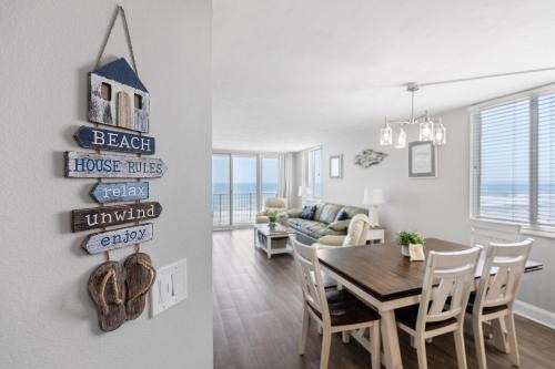 New Smyrna Beach House | Oceanfront Beachside Condo - Pool, Beach, & Views