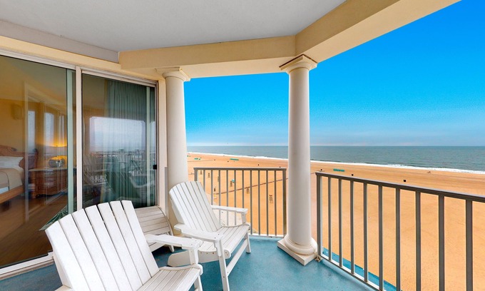 Ocean City Condo | Oceanfront Belmont Towers Condo w/Private W/D, Shared Pool, AC, Free WiFi