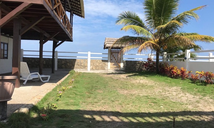 Manglaralto House | Oceanfront BRAND NEW Home