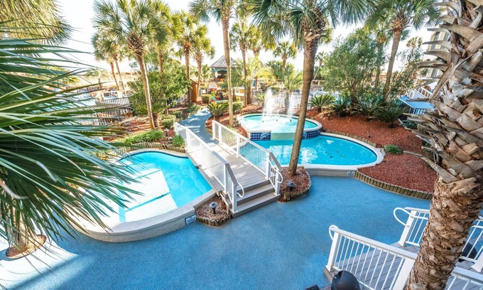 Windy Hill Condo | Oceanfront condo w/pool & hot tubs