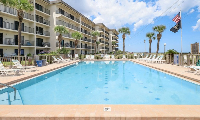 Ormond-by-the-Sea Condo | Oceanfront condo with easy beach access, sundeck & pool with a view