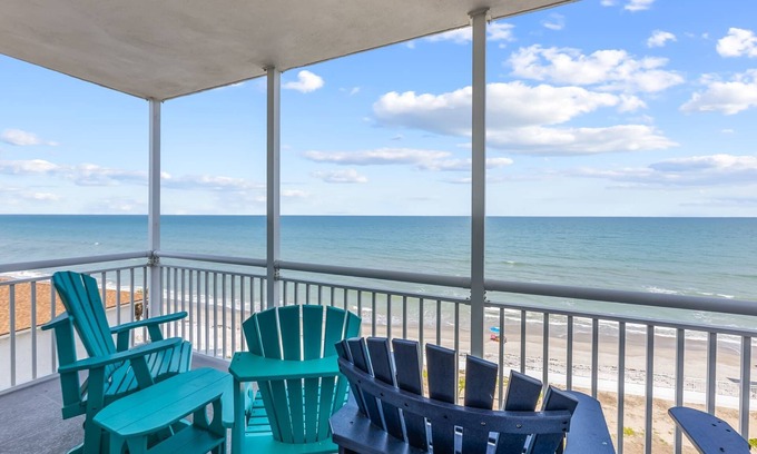 South Patrick Shores Condo | Oceanfront Condo w/Balcony + Rocket Launch Views