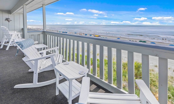 Surfside Beach Condo | Oceanfront Condo w/Pool Access in Surfside Beach!